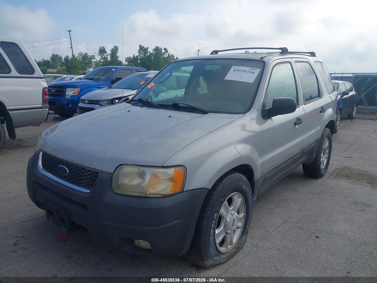 2003 FORD ESCAPE XLT thumbnail 3