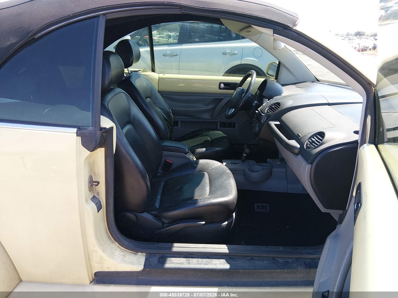 2003 VOLKSWAGEN NEW BEETLE GLS · 5/12