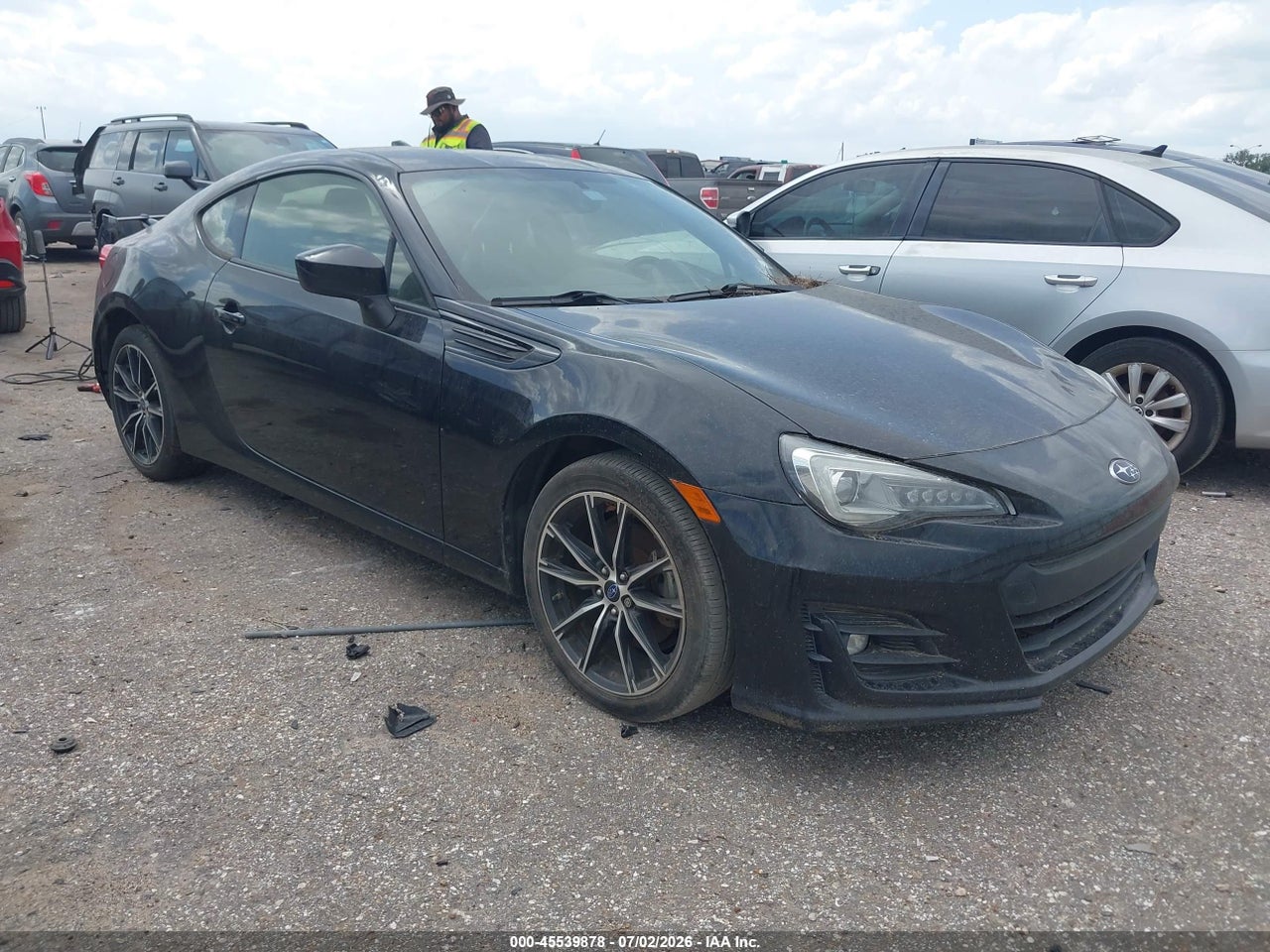 2017 SUBARU BRZ LIMITED thumbnail 2