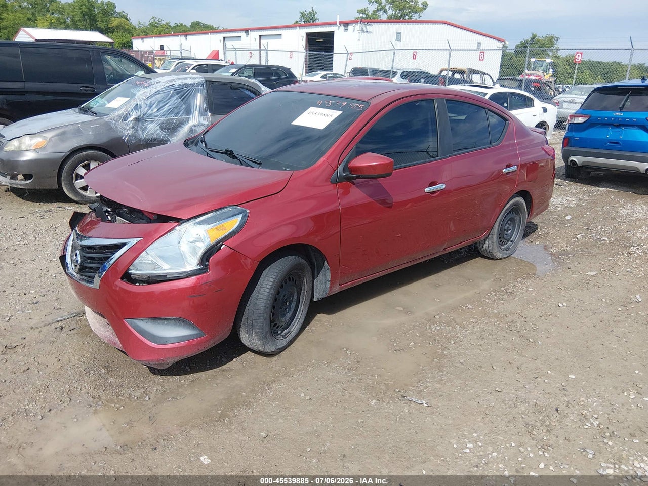 2019 NISSAN VERSA 1.6 SV thumbnail 3