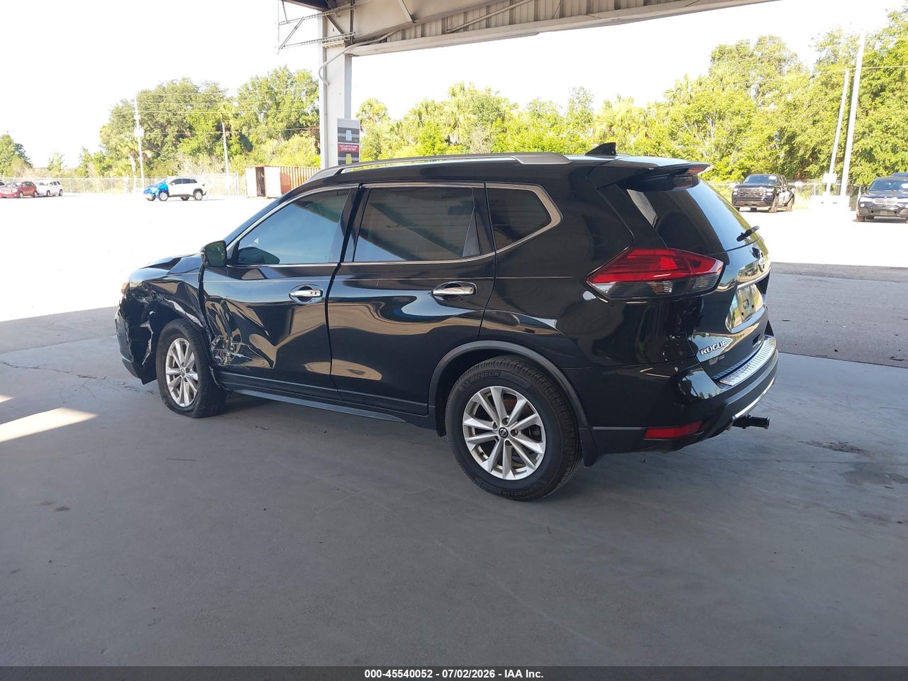 2017 NISSAN ROGUE SV thumbnail 4