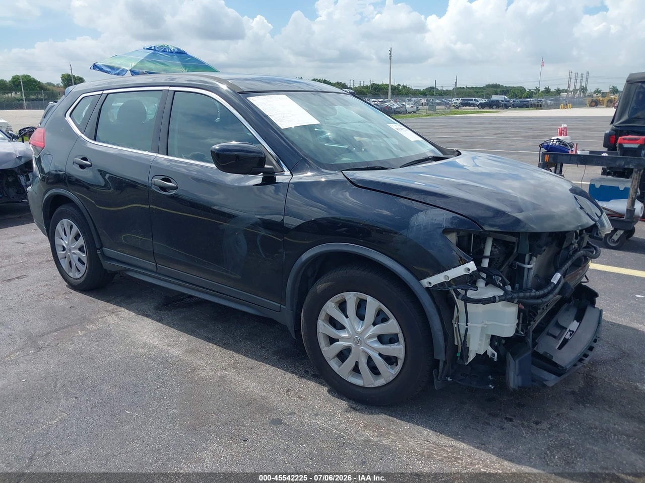 2017 NISSAN ROGUE S thumbnail 2