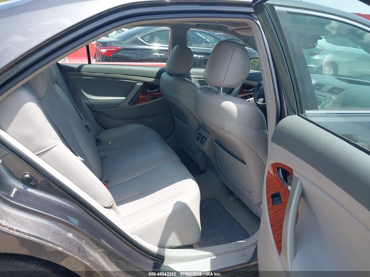 2009 TOYOTA CAMRY XLE V6 thumbnail 9