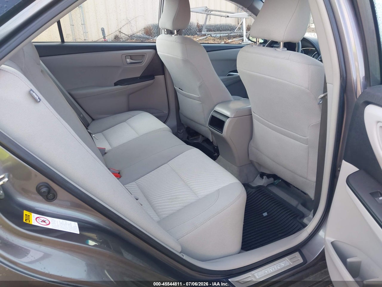 2016 TOYOTA CAMRY LE thumbnail 9