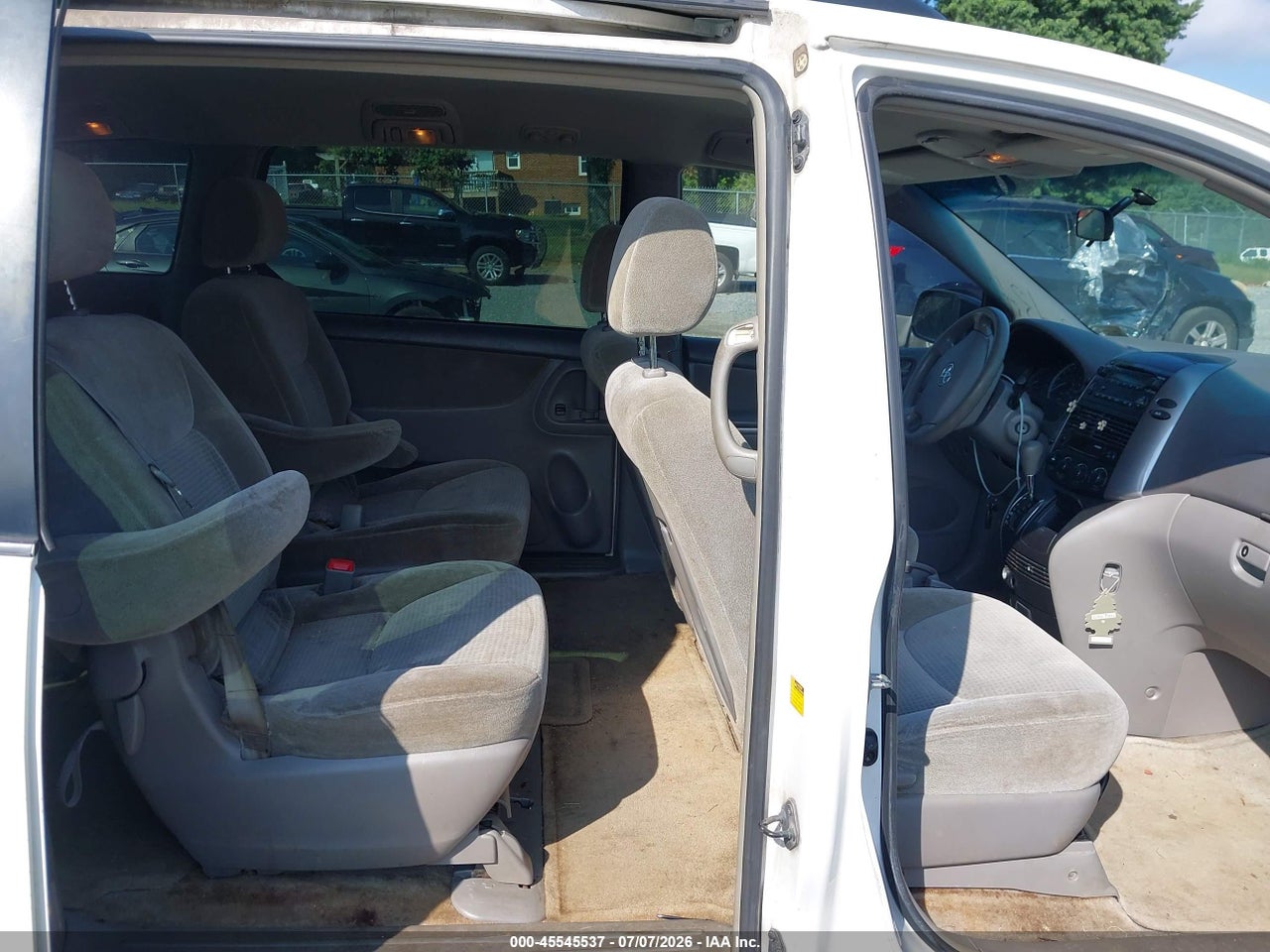 2006 TOYOTA SIENNA CE thumbnail 9