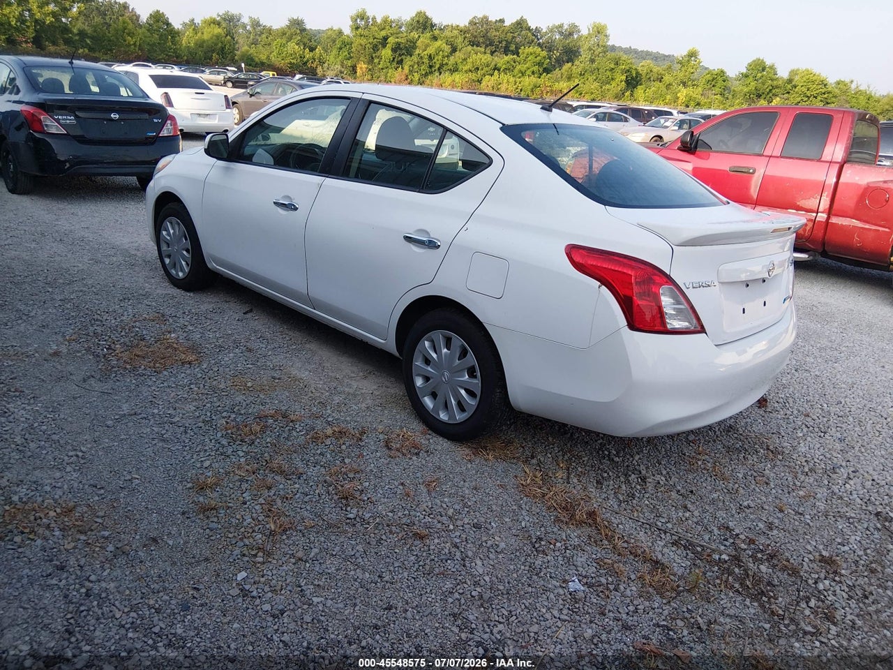 2013 NISSAN VERSA 1.6 SV thumbnail 4