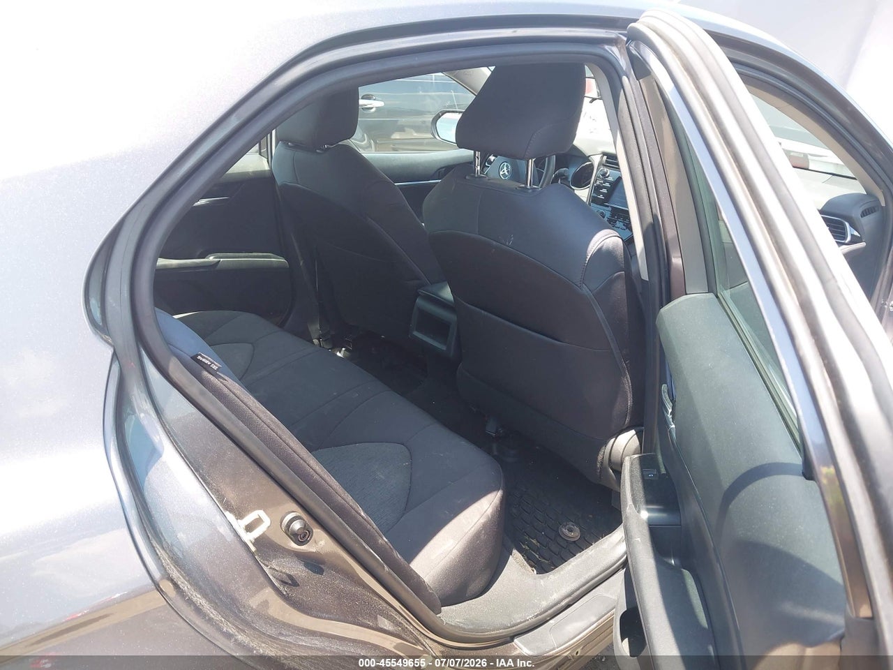 2019 TOYOTA CAMRY LE thumbnail 9