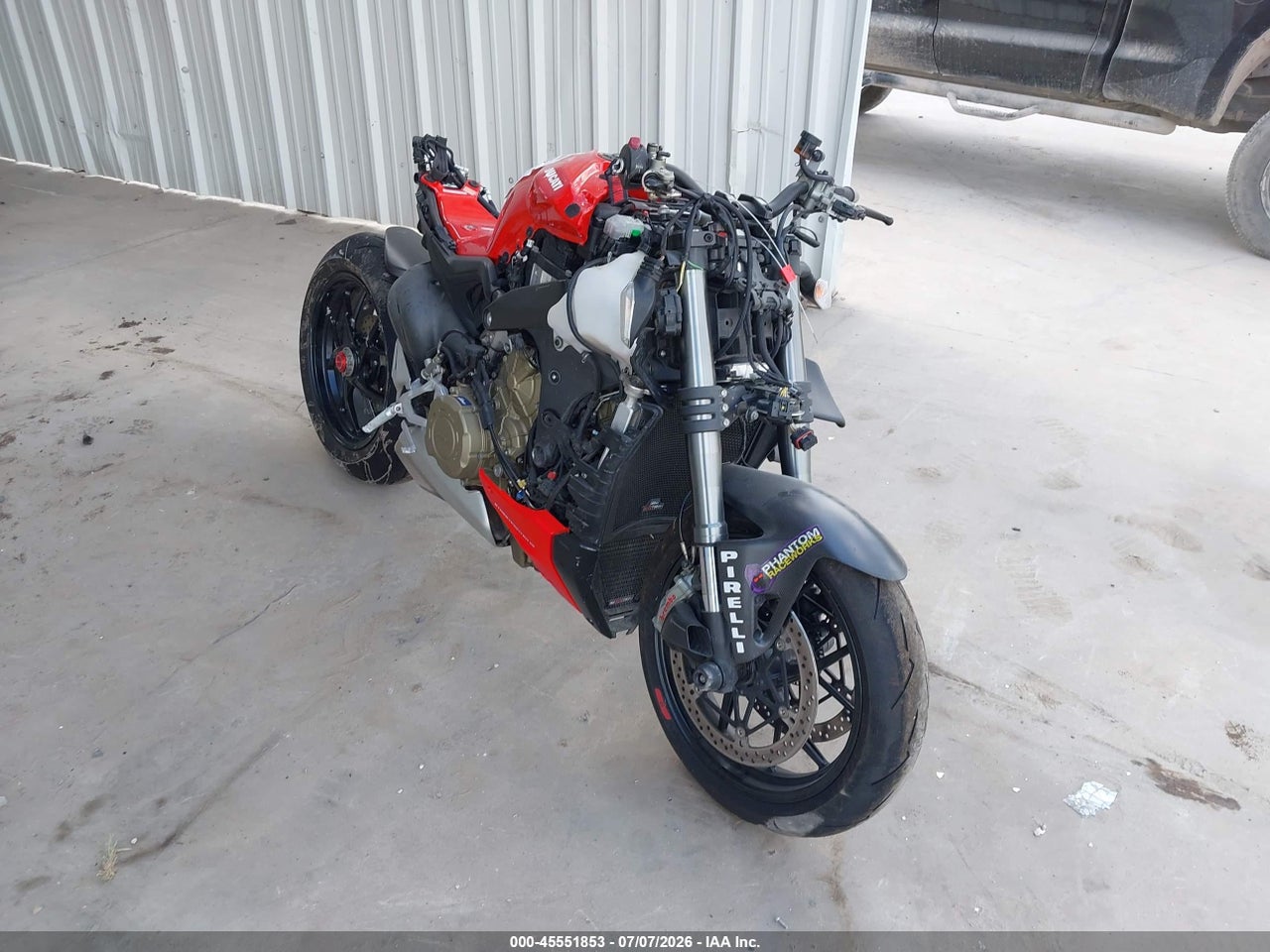 2022 DUCATI STREETFIGHTER V4/V4S thumbnail 2