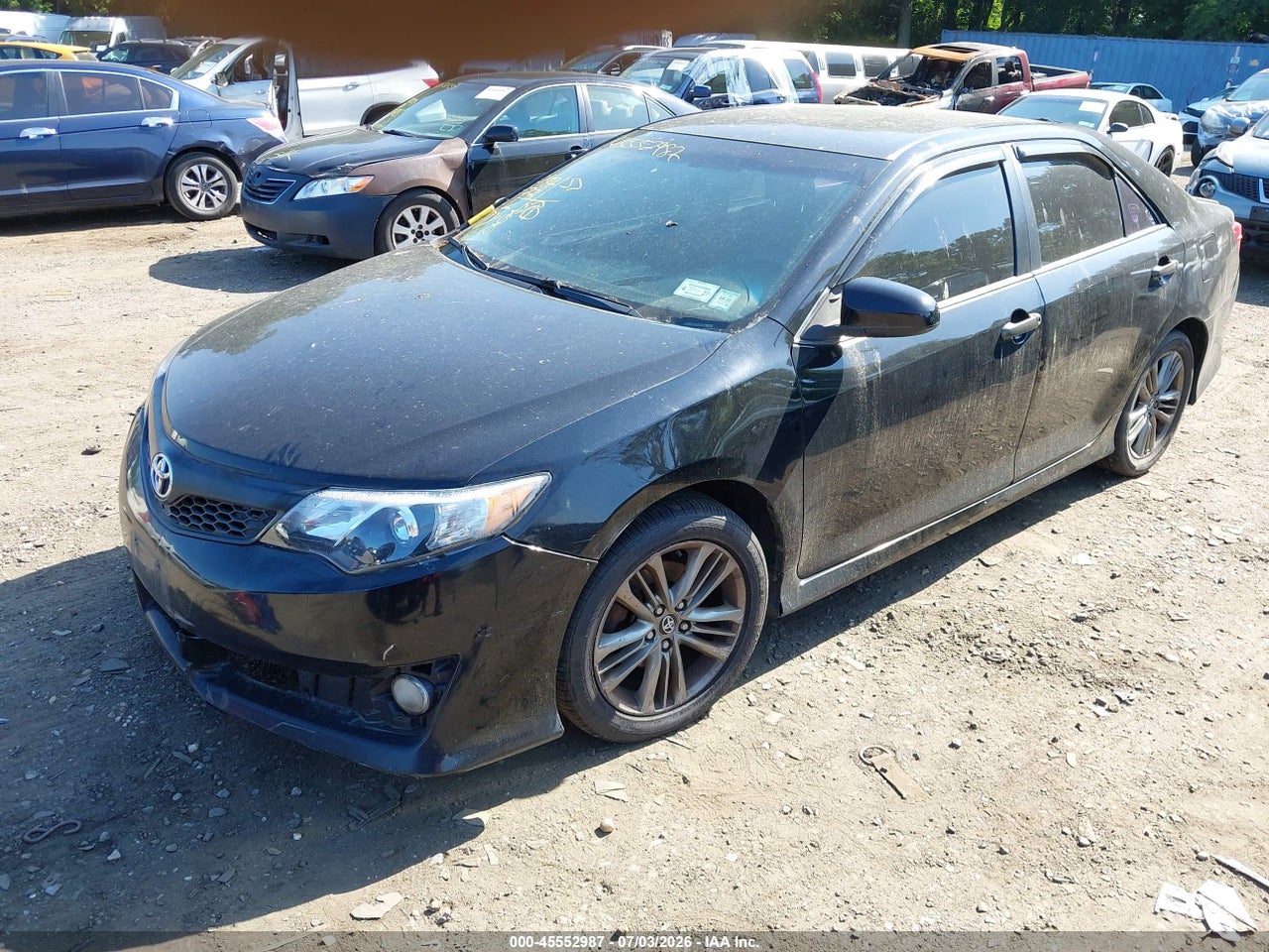 2012 TOYOTA CAMRY SE · 2/12