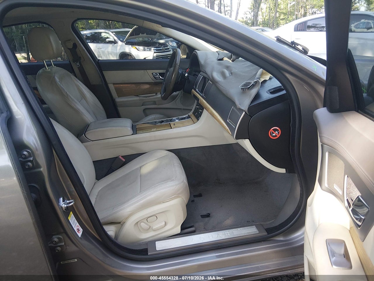 2009 JAGUAR XF SUPERCHARGED thumbnail 6