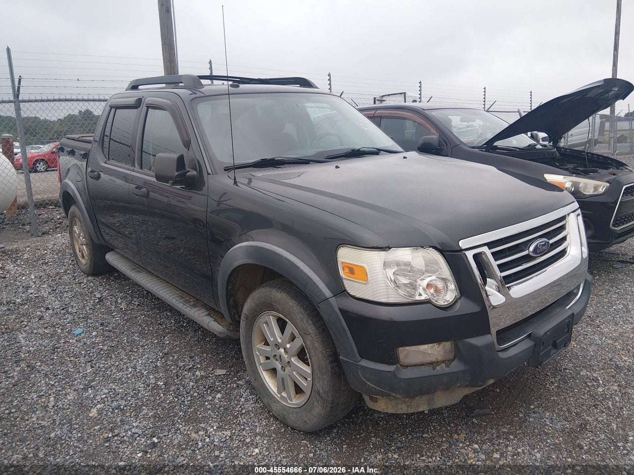2010 FORD EXPLORER SPORT TRAC XLT thumbnail 2