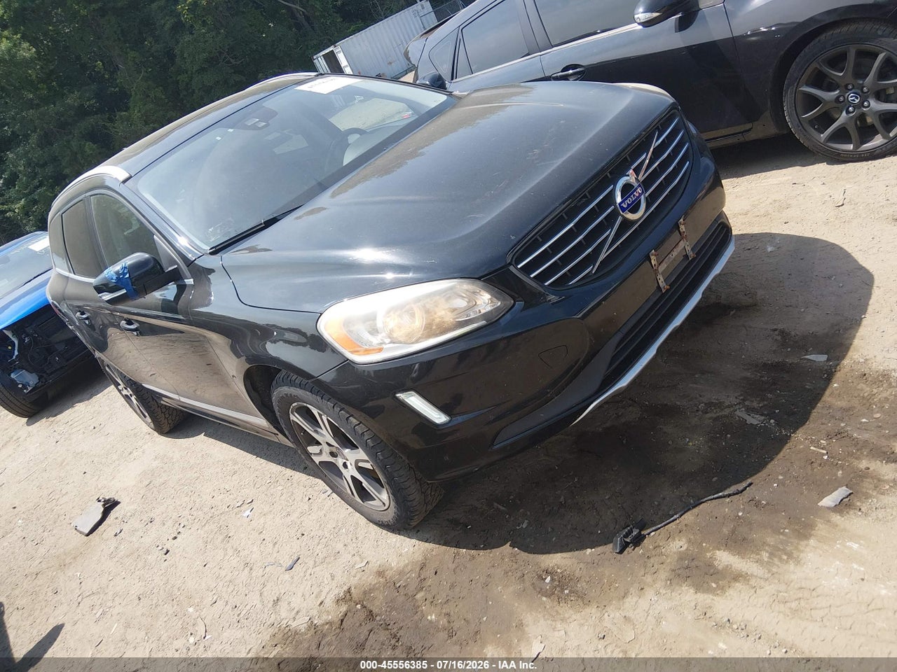 2015 VOLVO XC60 T6 thumbnail 2