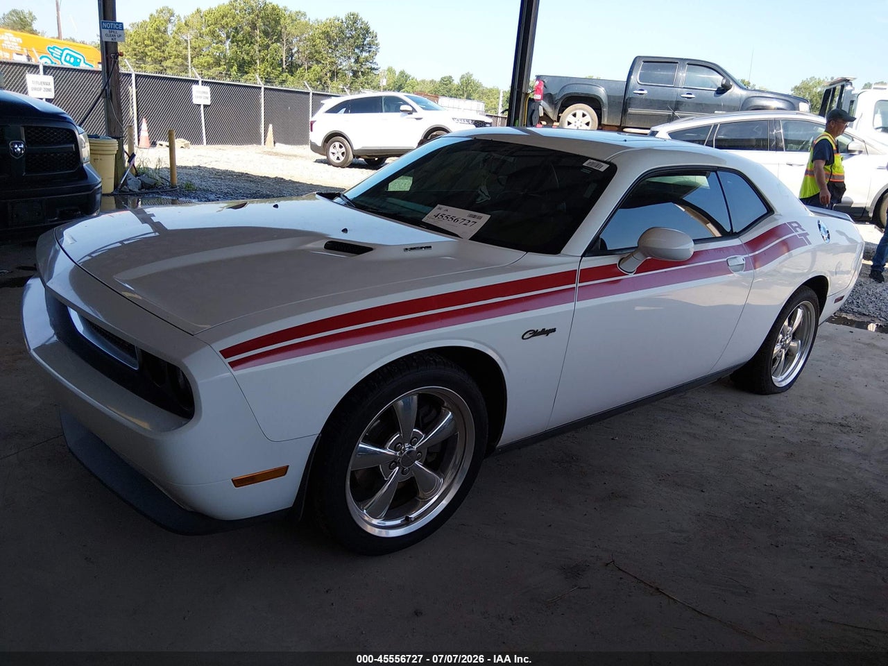 2011 DODGE CHALLENGER R/T thumbnail 3