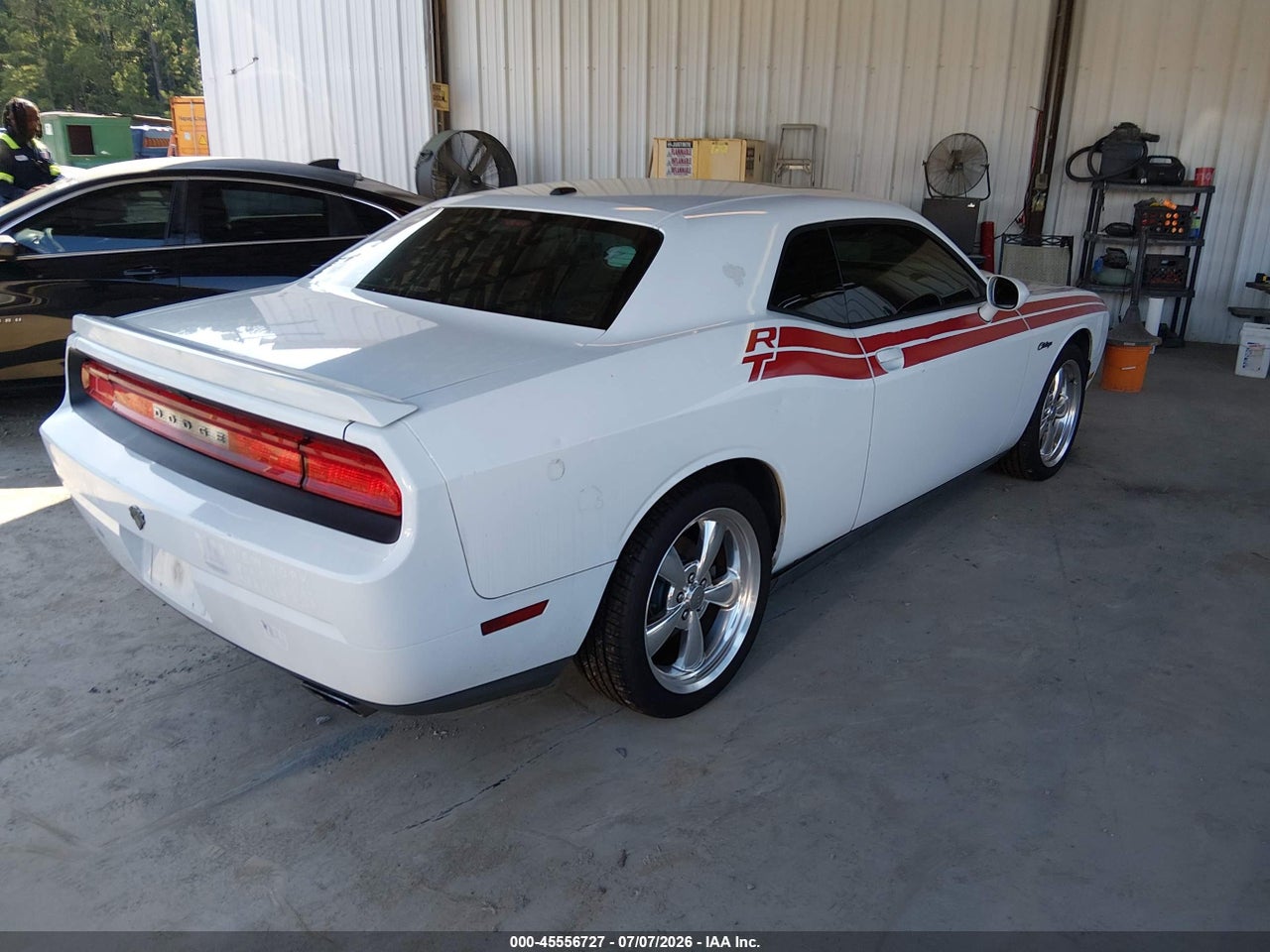 2011 DODGE CHALLENGER R/T thumbnail 5