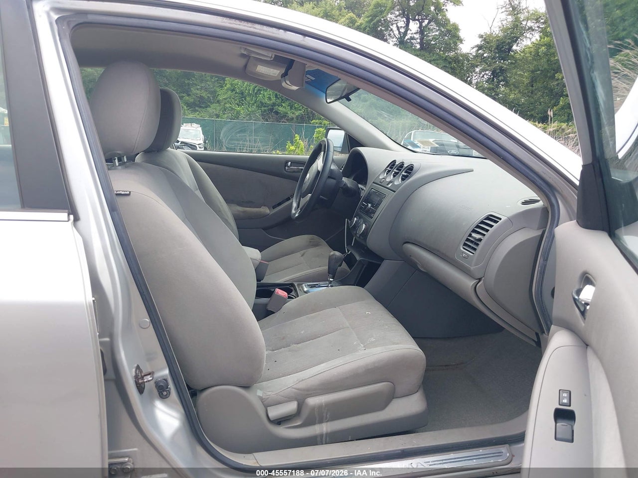 2010 NISSAN ALTIMA 2.5 · 5/12