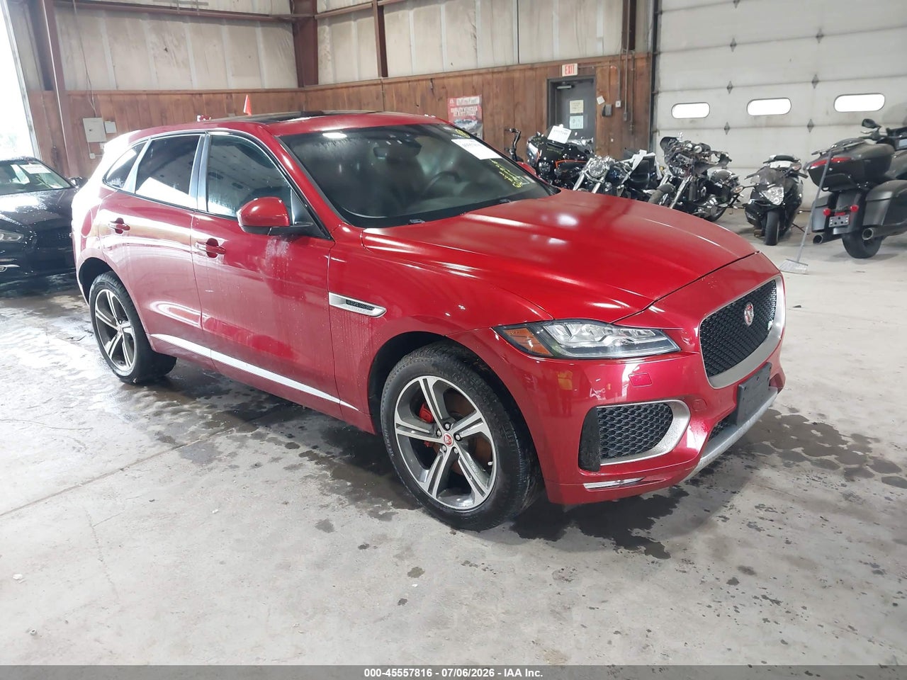 2019 JAGUAR F-PACE S thumbnail 2
