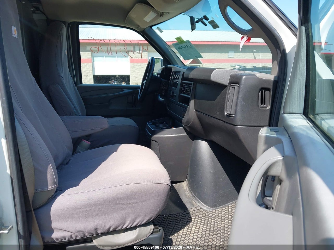 2011 GMC SAVANA 2500 WORK VAN thumbnail 6