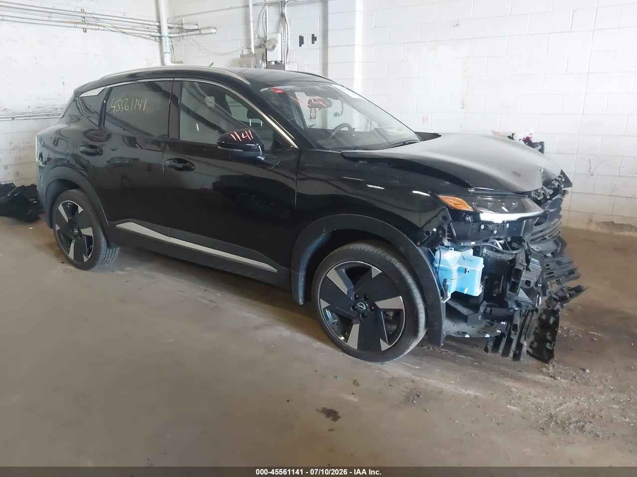 2025 Nissan Kicks