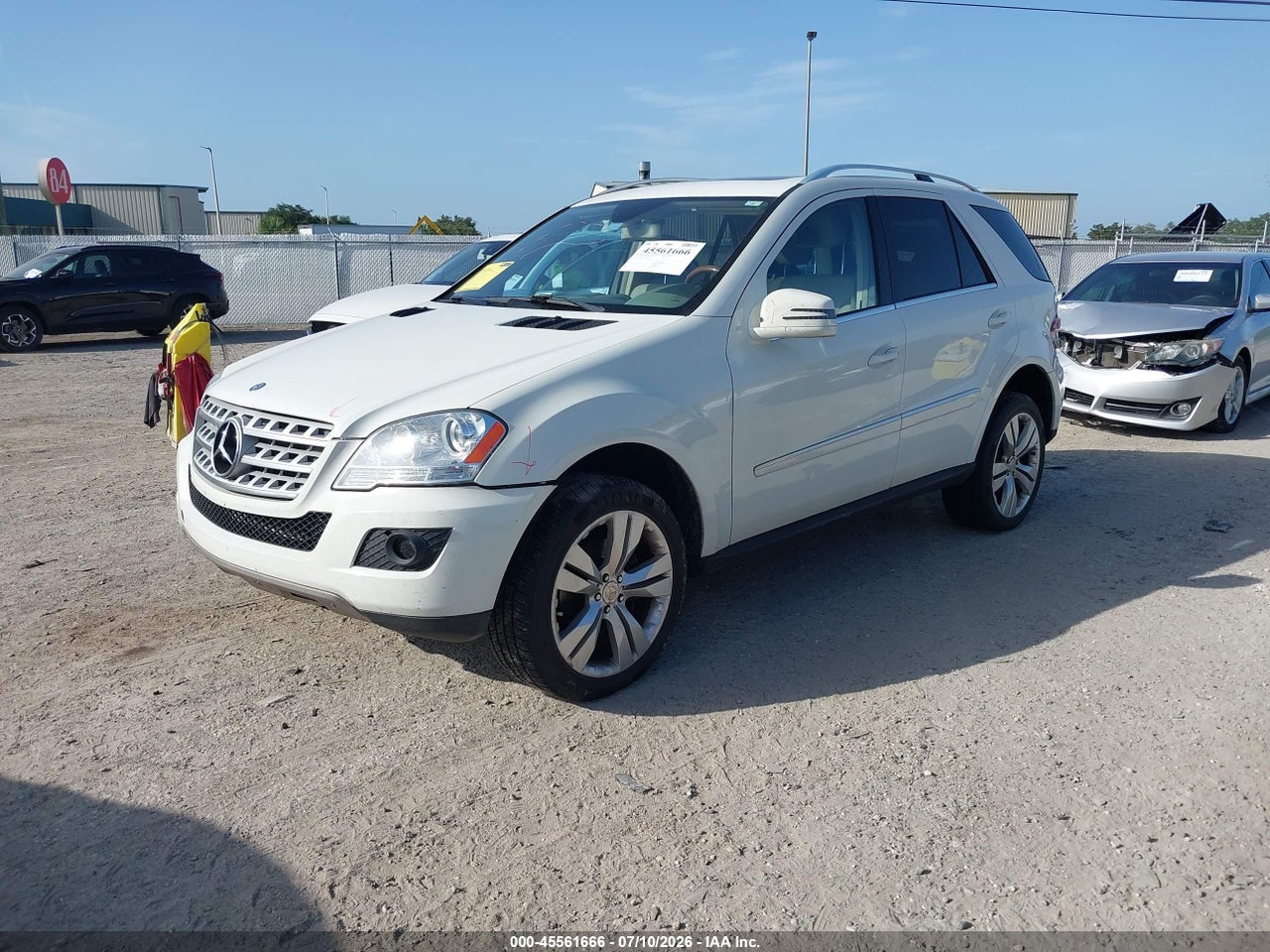 2011 MERCEDES-BENZ ML 350 4MATIC · 2/12