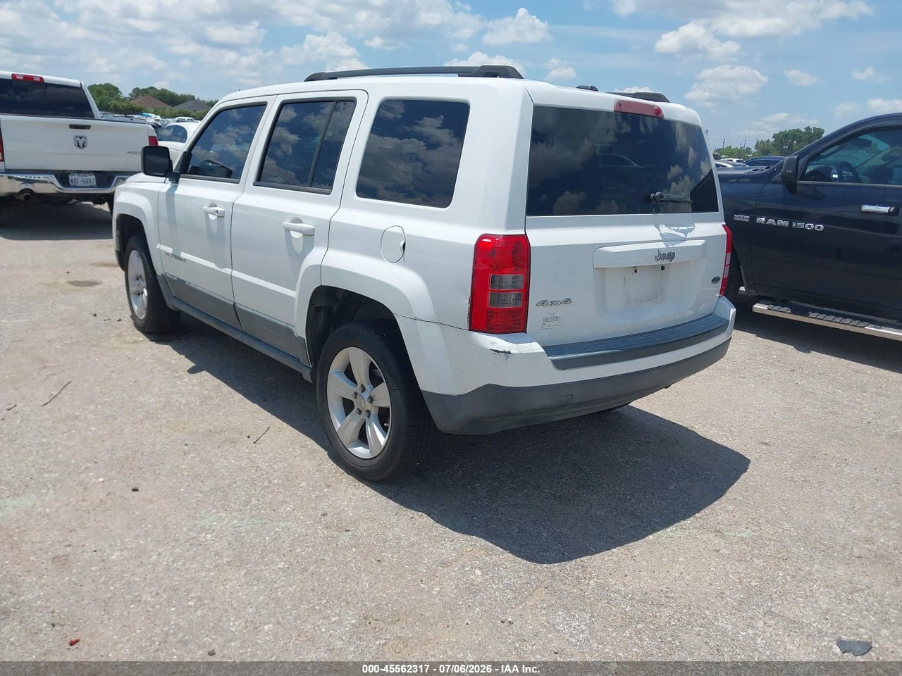 2011 JEEP PATRIOT SPORT thumbnail 4