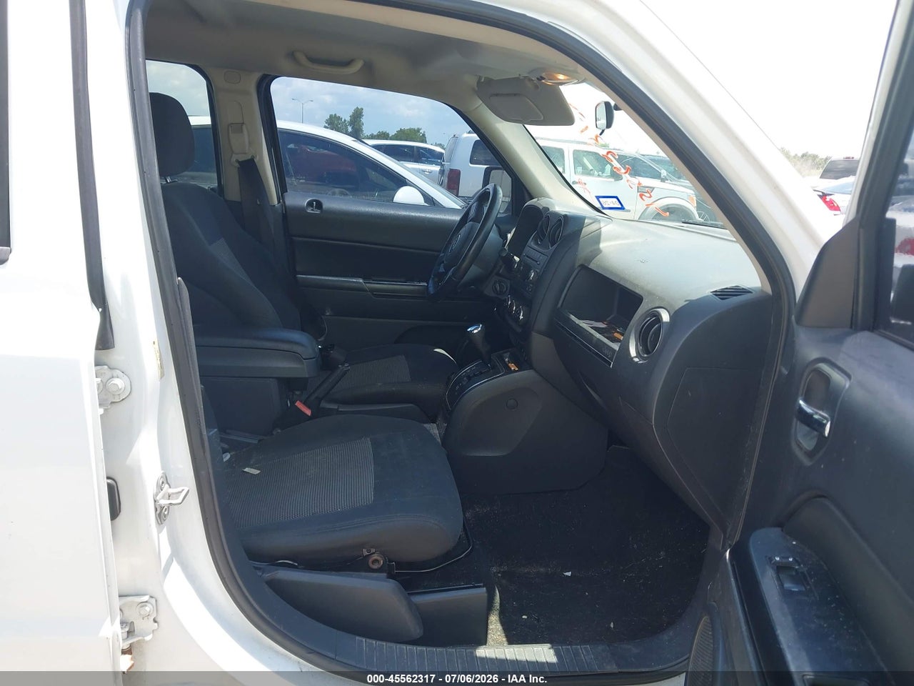 2011 JEEP PATRIOT SPORT thumbnail 6