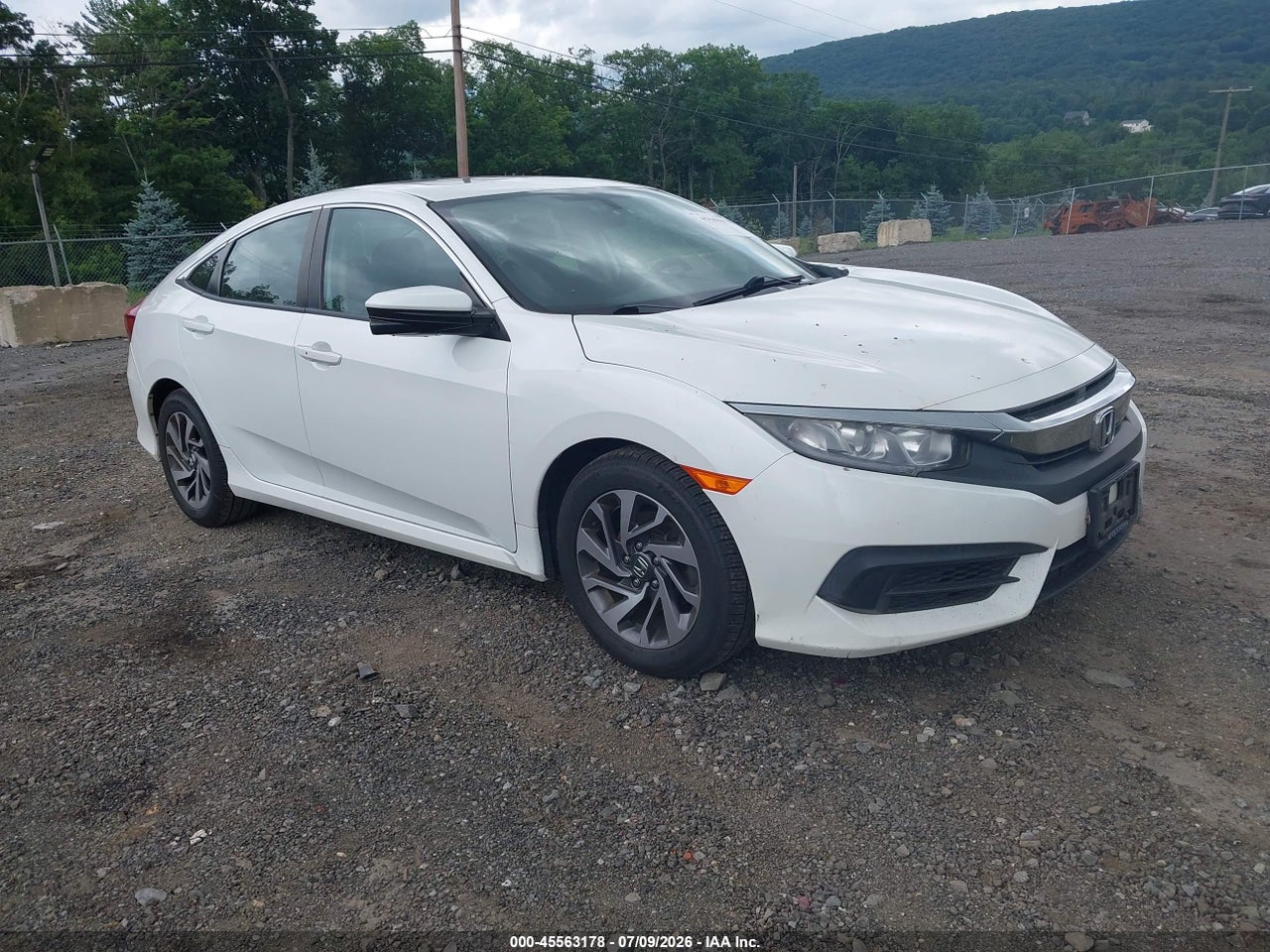 2017 HONDA CIVIC EX thumbnail 2