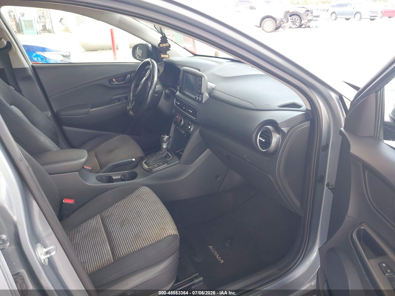 2021 HYUNDAI KONA SEL thumbnail 6