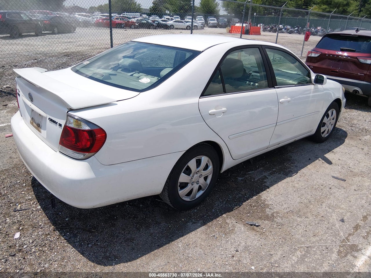 2005 TOYOTA CAMRY SE thumbnail 5