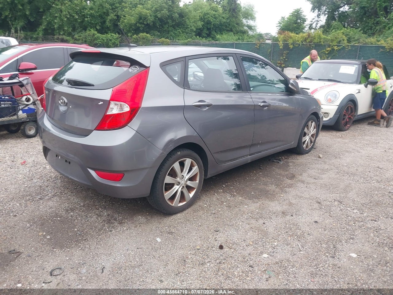 2014 HYUNDAI ACCENT SE · 4/12