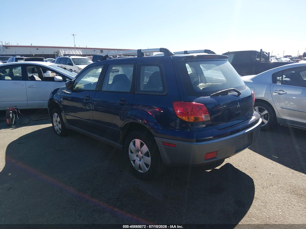 2003 MITSUBISHI OUTLANDER LS thumbnail 4