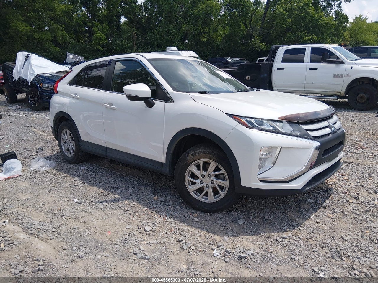 2019 MITSUBISHI ECLIPSE CROSS ES thumbnail 2