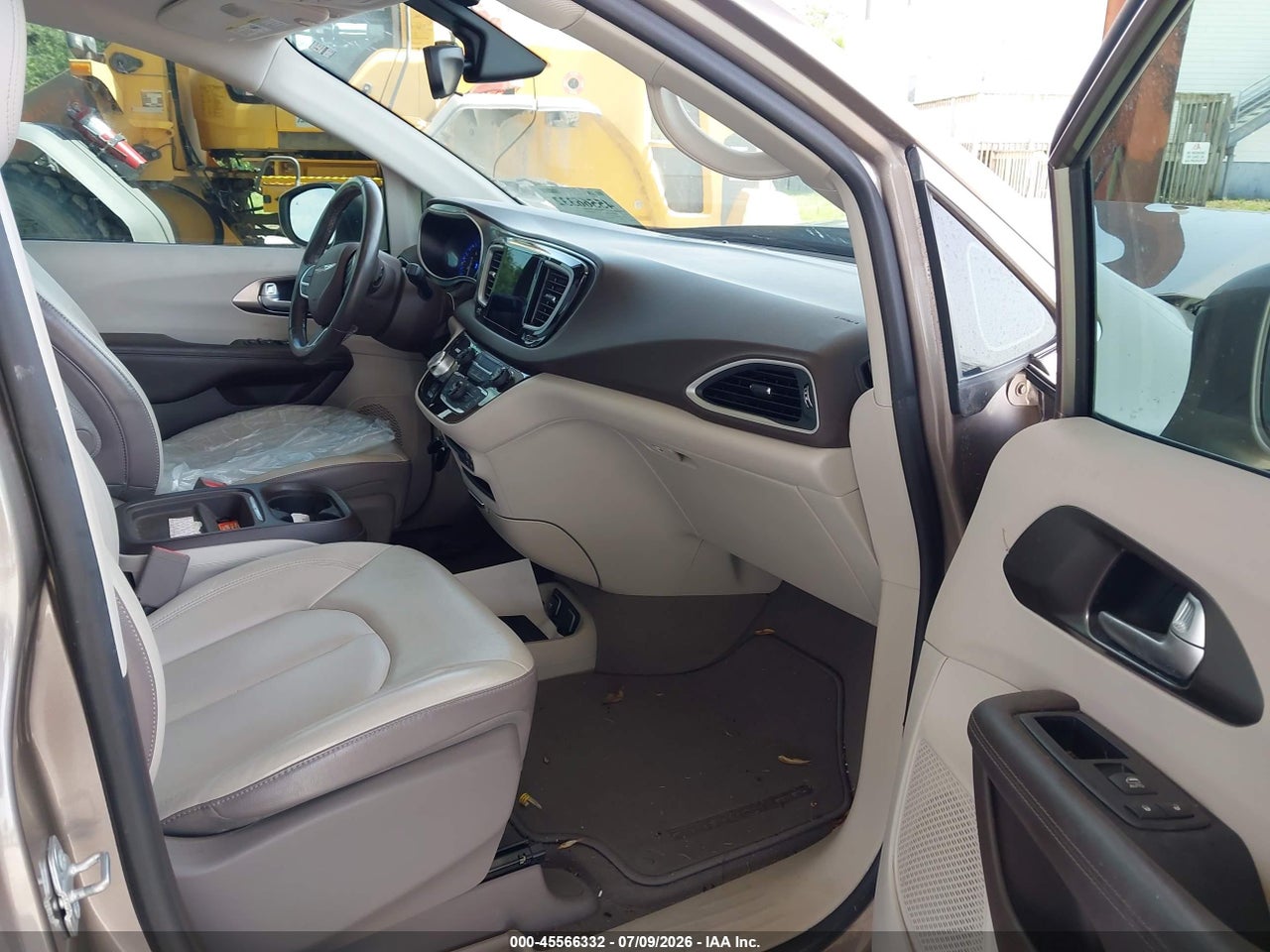 2017 CHRYSLER PACIFICA TOURING-L thumbnail 6