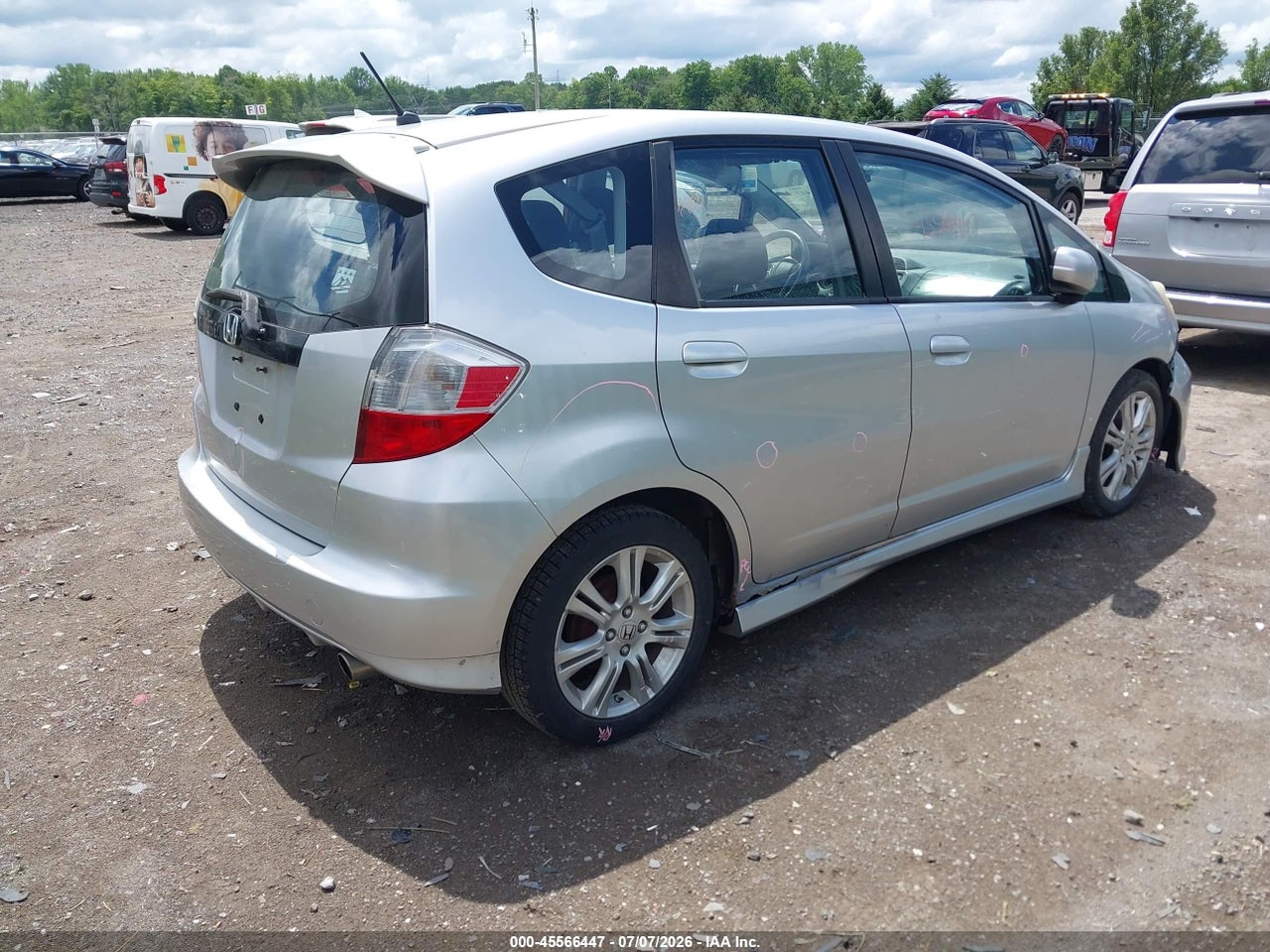 2011 HONDA FIT SPORT thumbnail 5