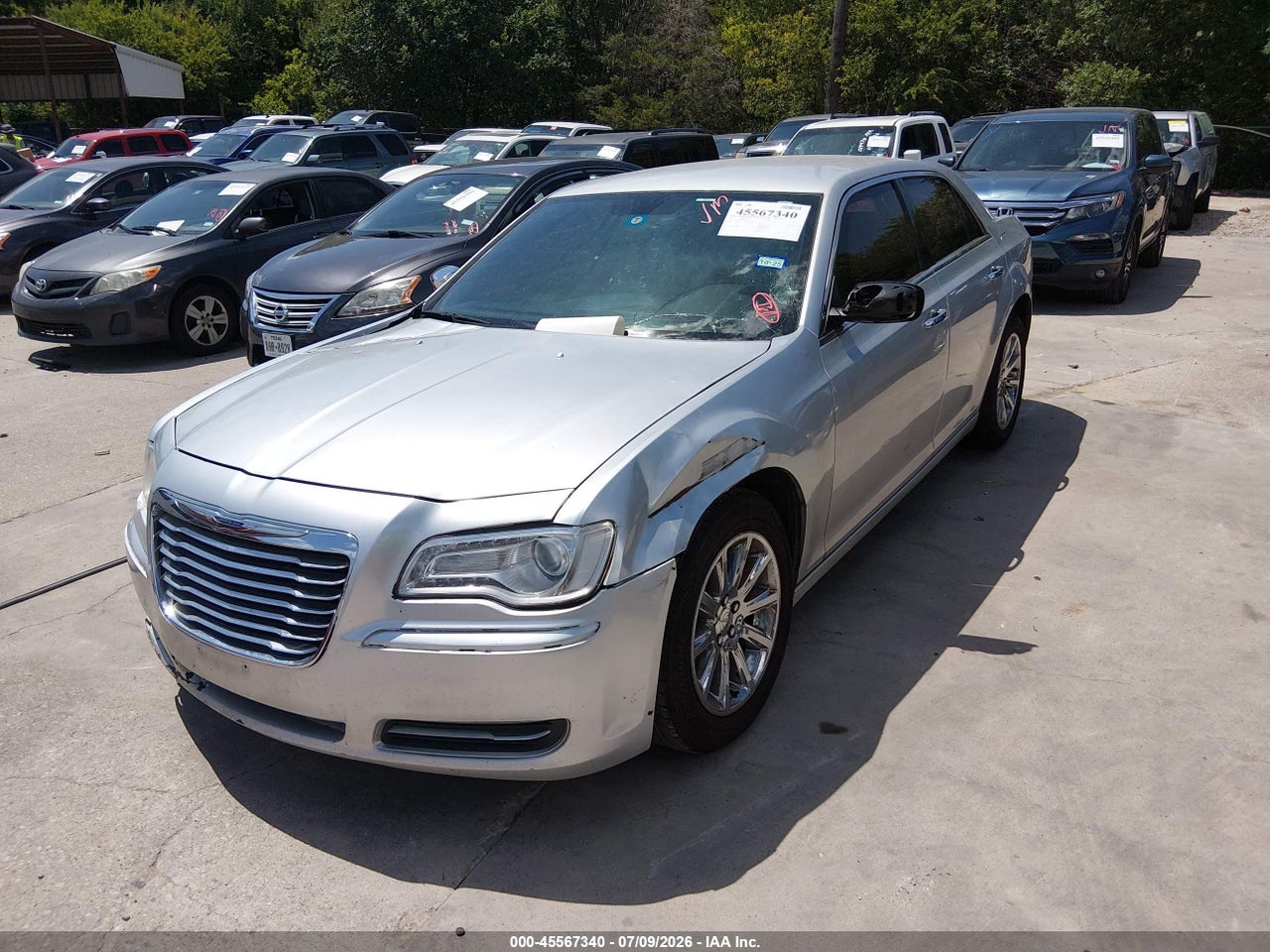 2012 CHRYSLER 300 LIMITED thumbnail 3