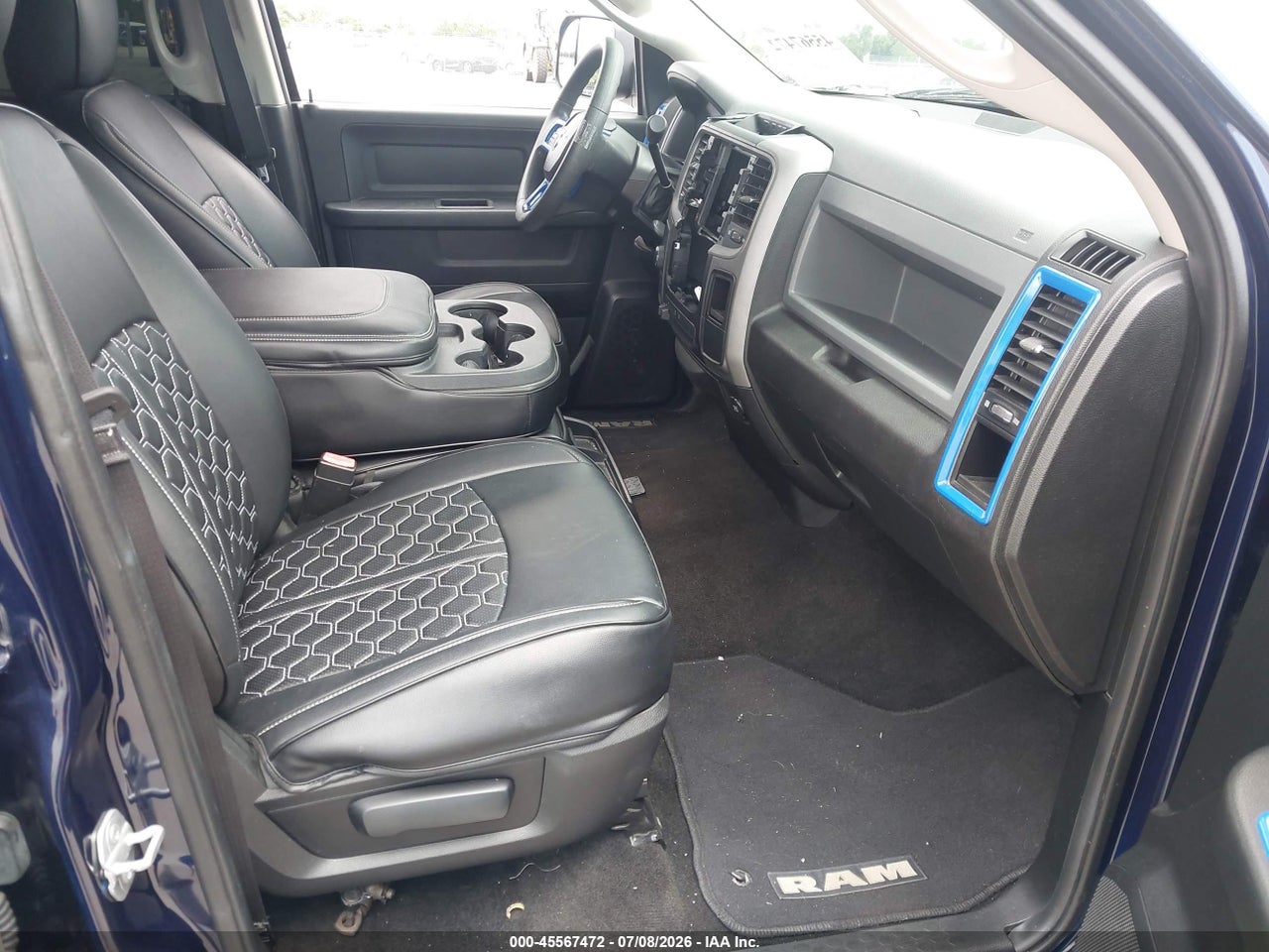 2015 RAM 1500 ST thumbnail 6