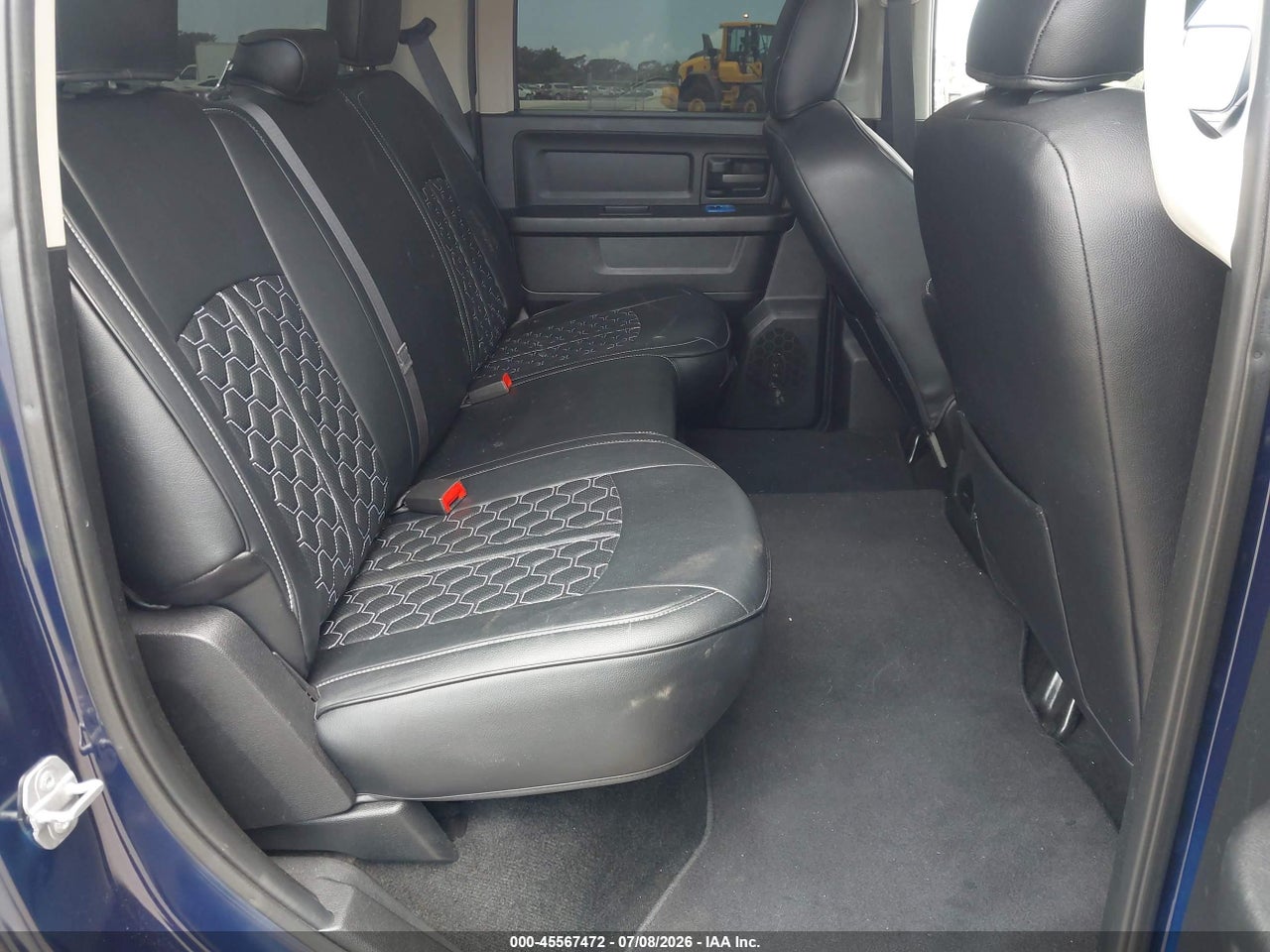 2015 RAM 1500 ST thumbnail 9
