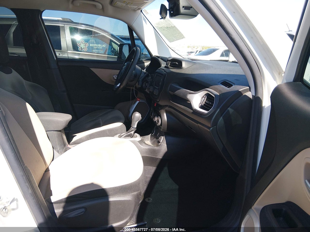 2015 JEEP RENEGADE LATITUDE thumbnail 6