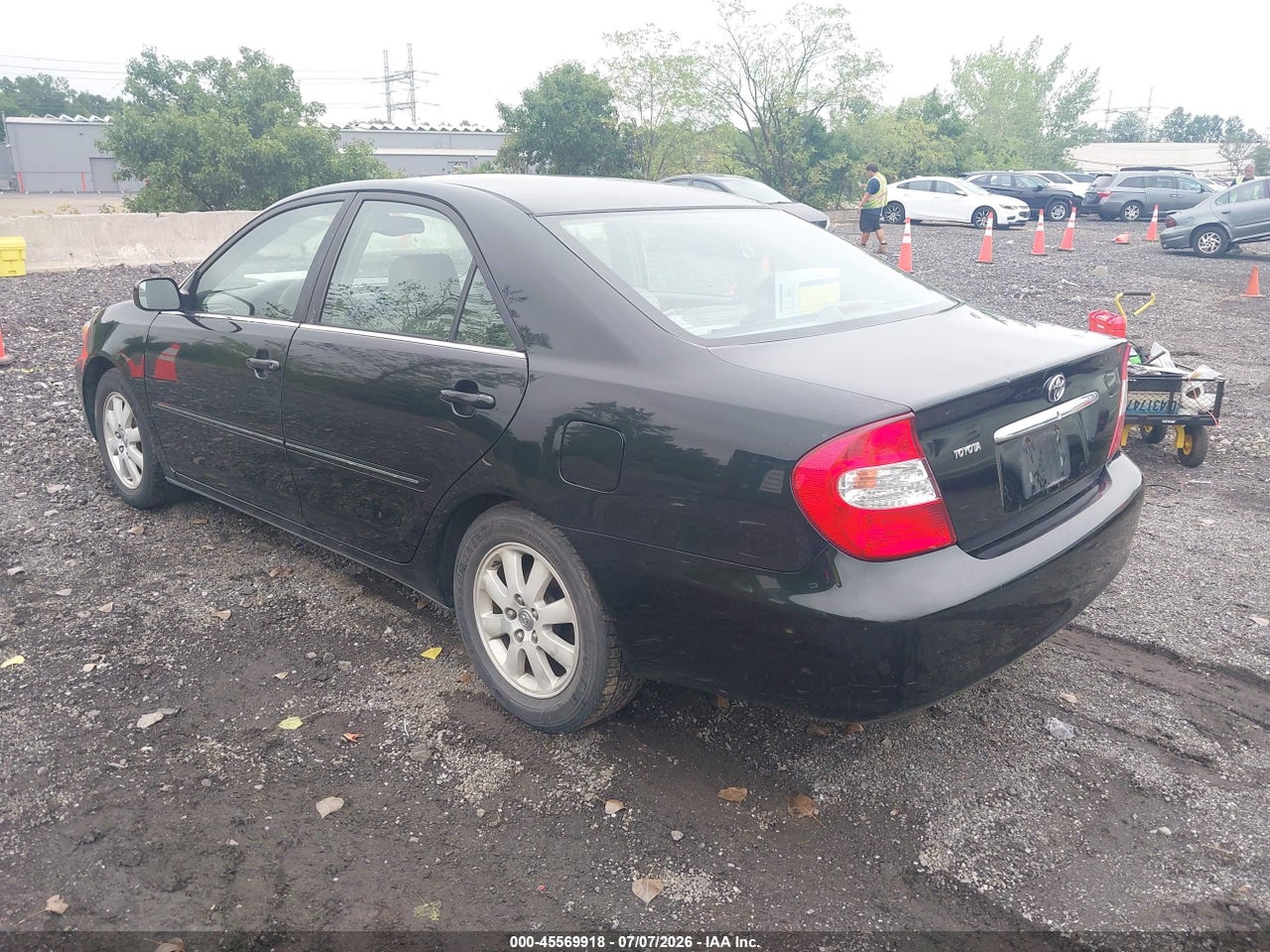 2004 TOYOTA CAMRY XLE V6 thumbnail 4