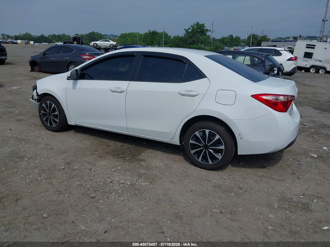 2017 TOYOTA COROLLA LE thumbnail 4