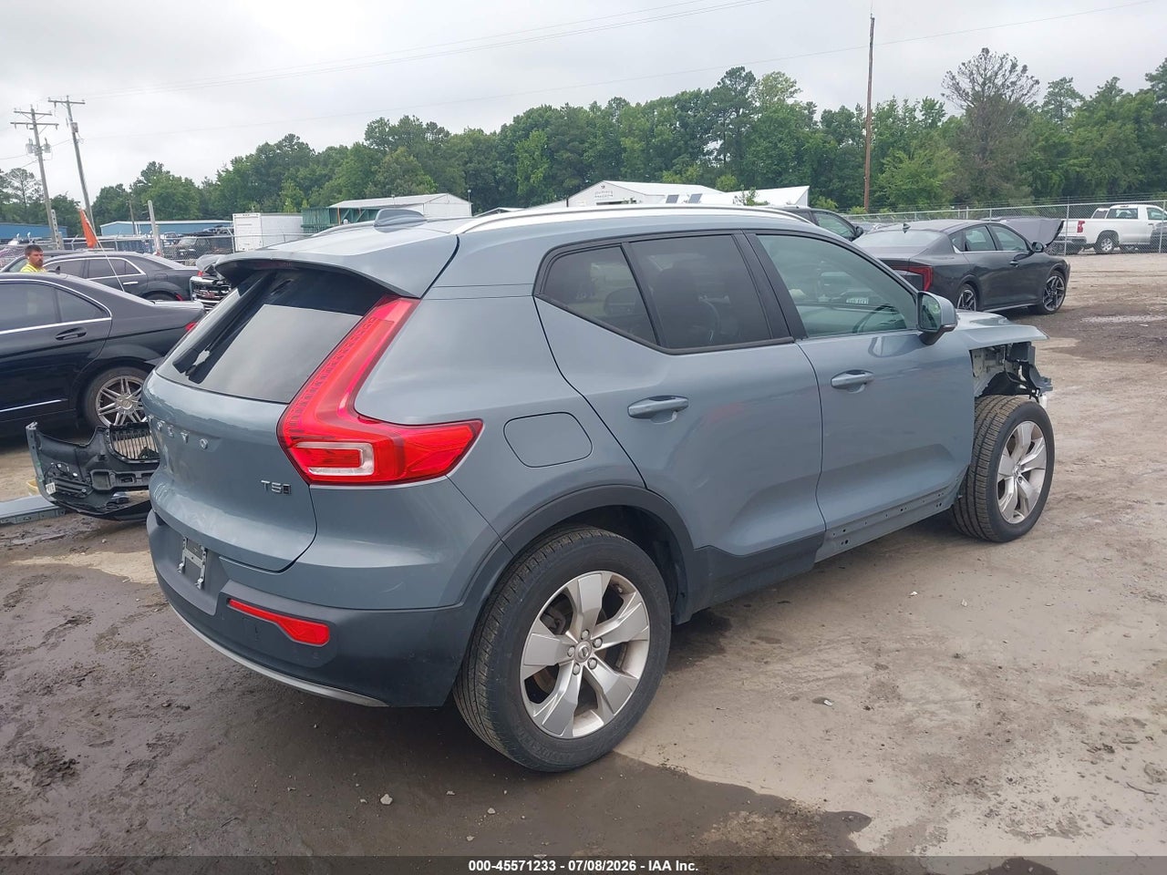 2020 VOLVO XC40 T5 MOMENTUM thumbnail 5