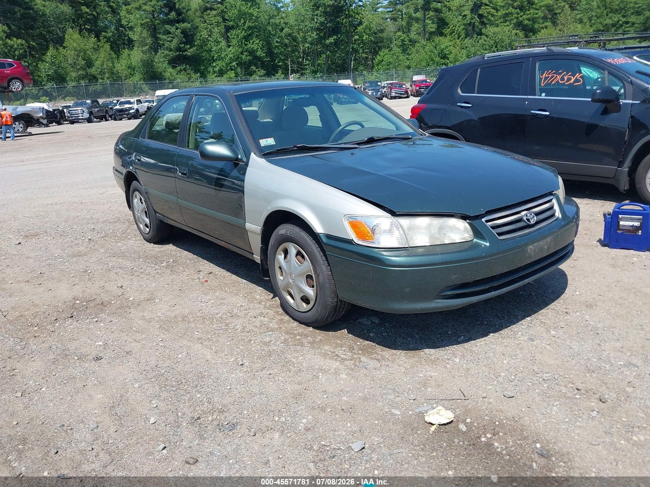 2001 TOYOTA CAMRY CE thumbnail 2