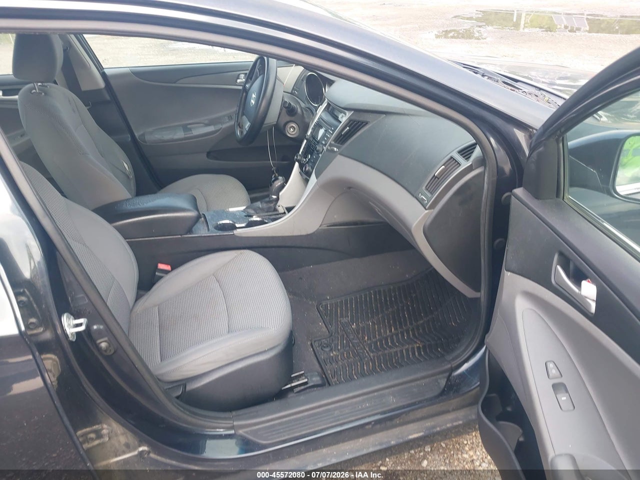 2012 HYUNDAI SONATA GLS thumbnail 6