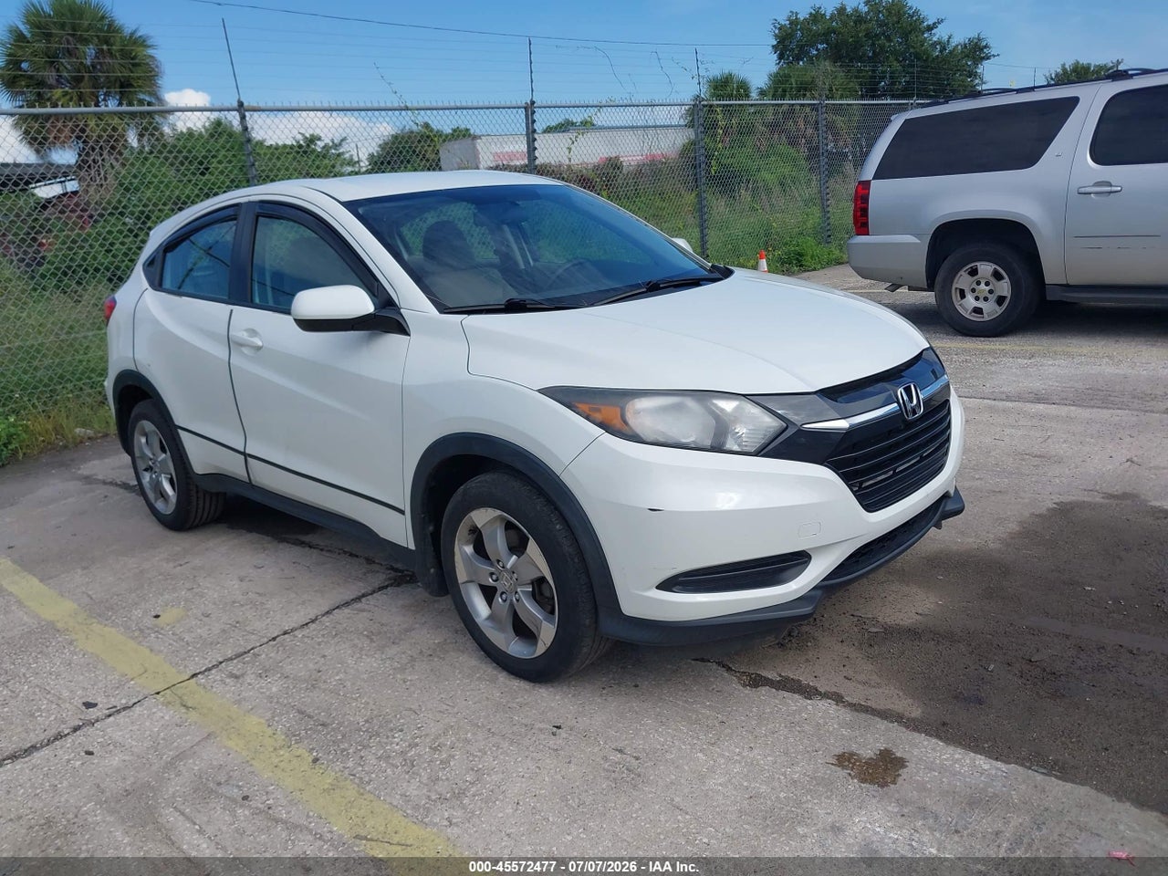 2016 HONDA HR-V LX thumbnail 2