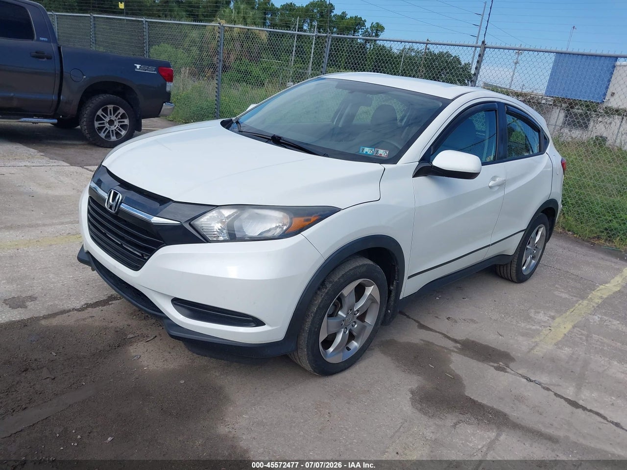 2016 HONDA HR-V LX thumbnail 3