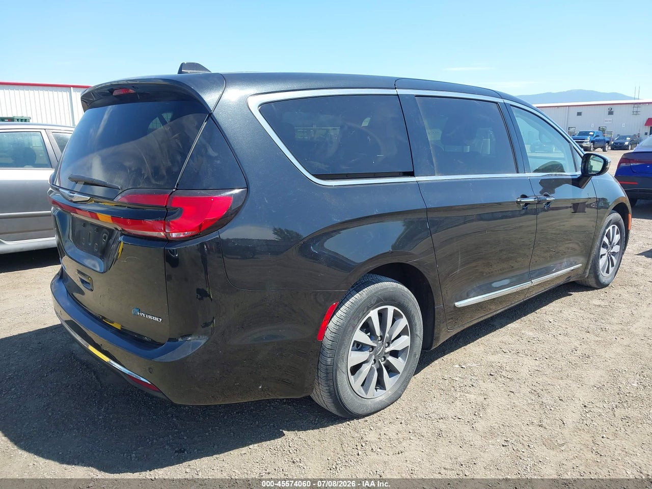 2023 CHRYSLER PACIFICA HYBRID LIMITED thumbnail 5