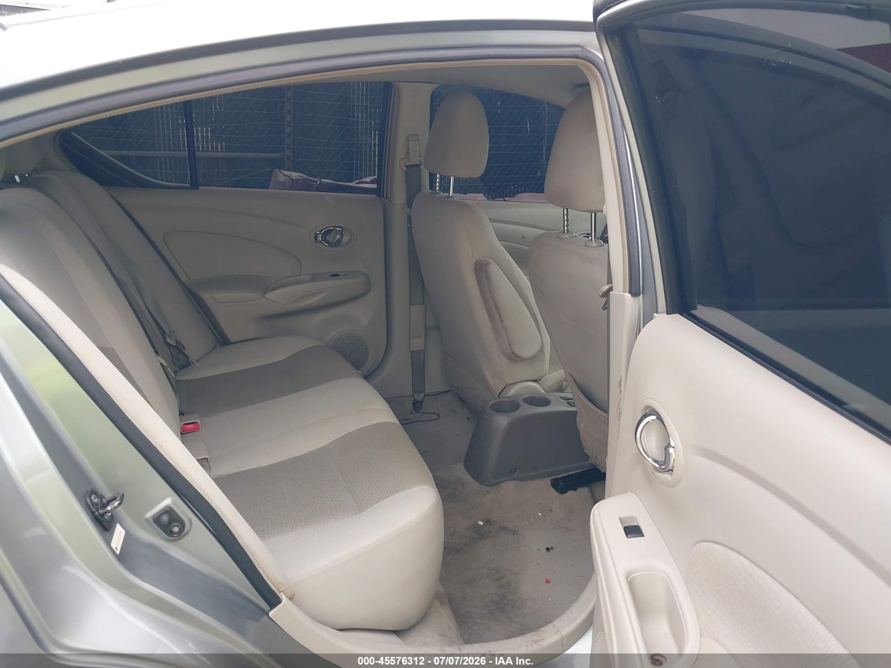 2013 NISSAN VERSA 1.6 SL thumbnail 9