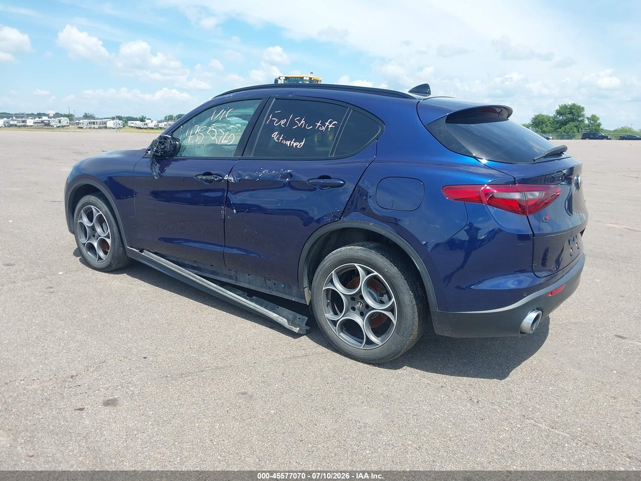 2021 ALFA ROMEO STELVIO AWD thumbnail 4