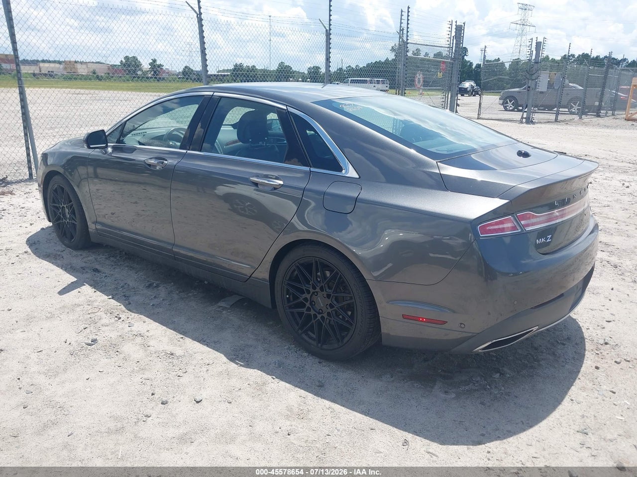 2017 LINCOLN MKZ RESERVE thumbnail 4