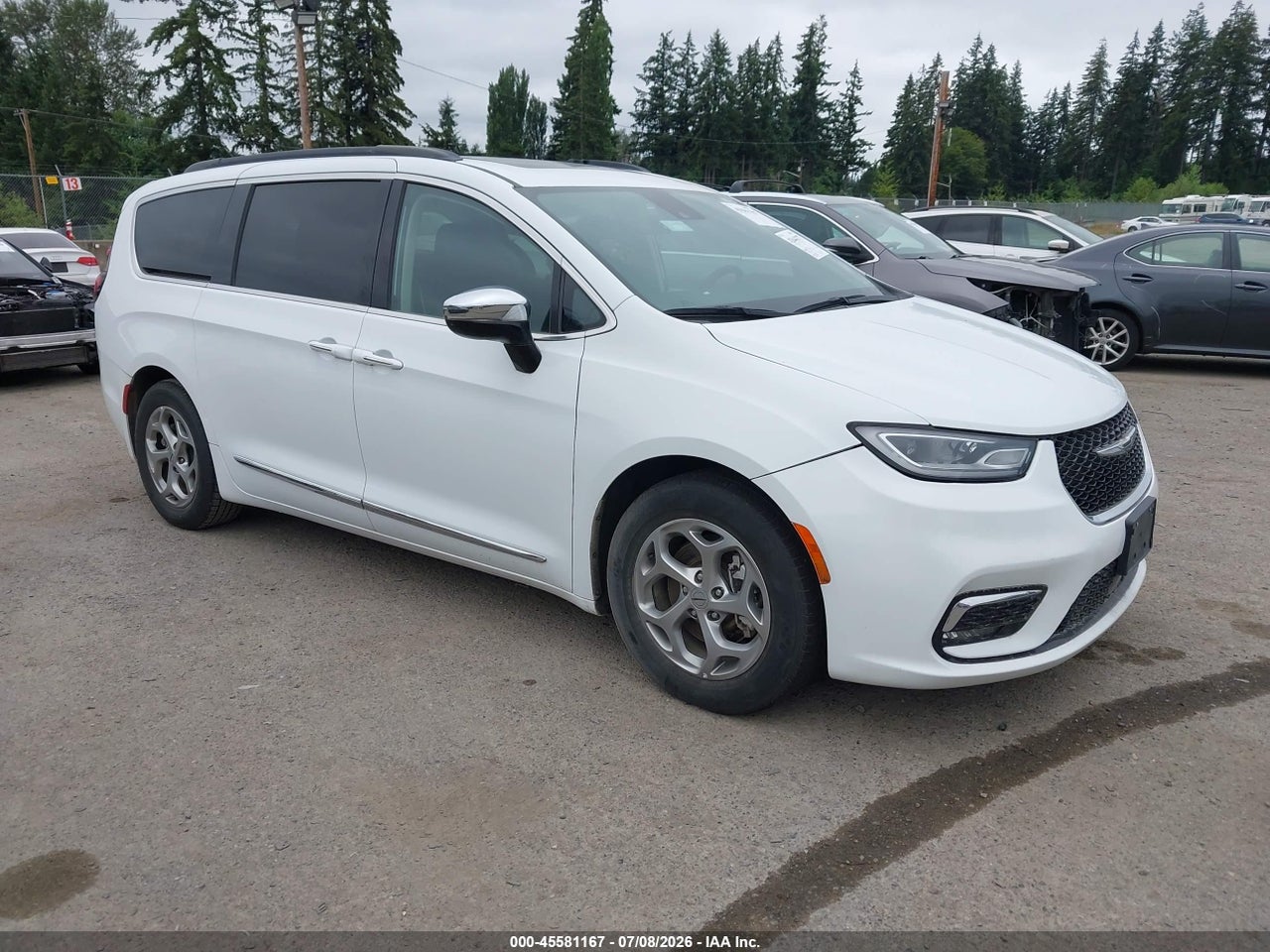 2023 CHRYSLER PACIFICA LIMITED thumbnail 2