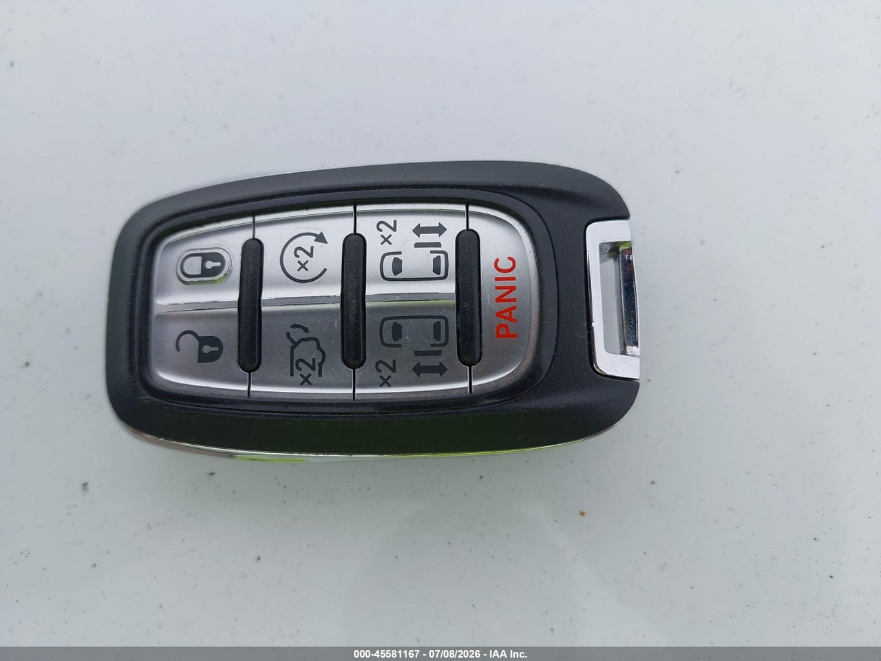2023 CHRYSLER PACIFICA LIMITED thumbnail 12
